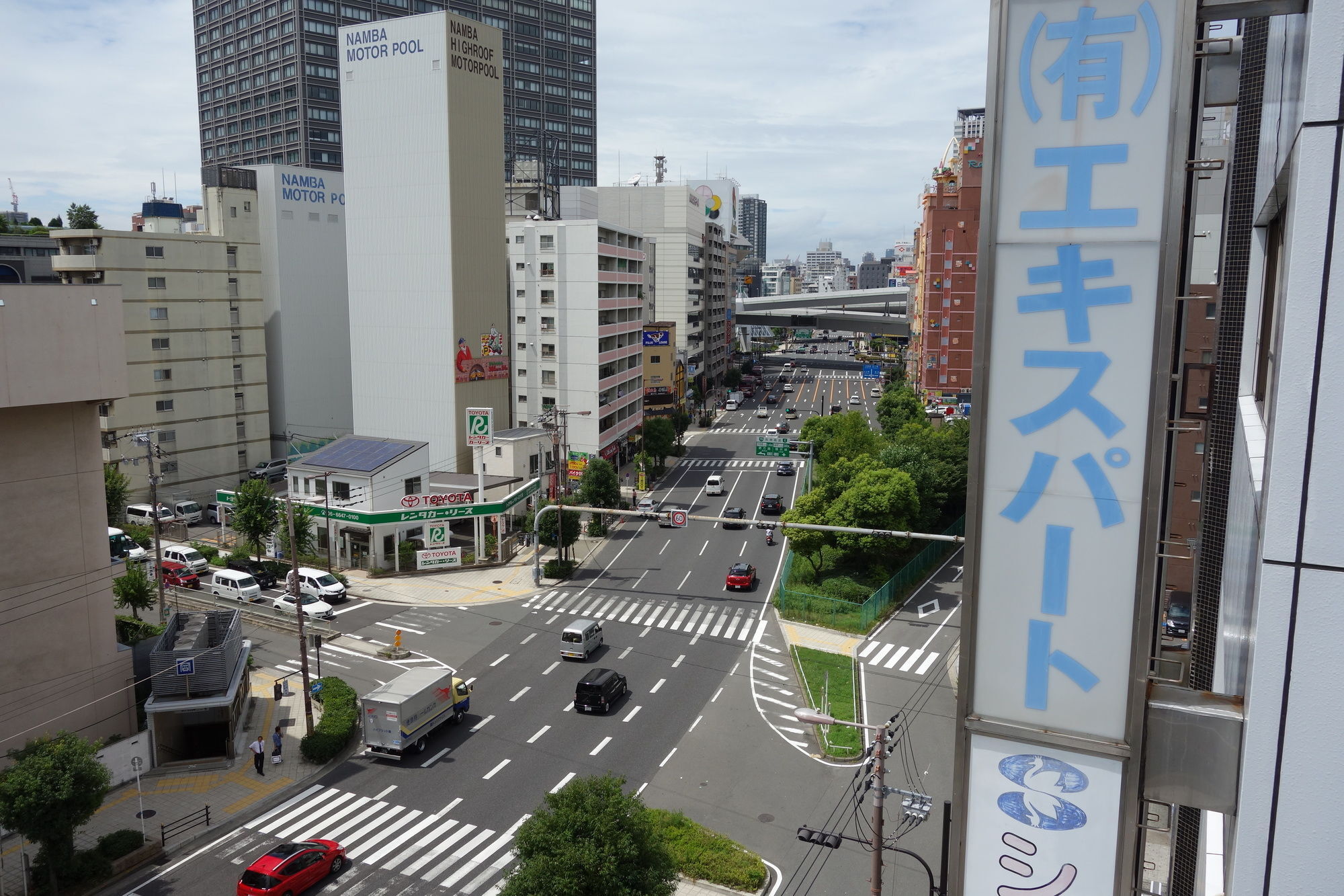 Kens House Hotel Osaka Buitenkant foto