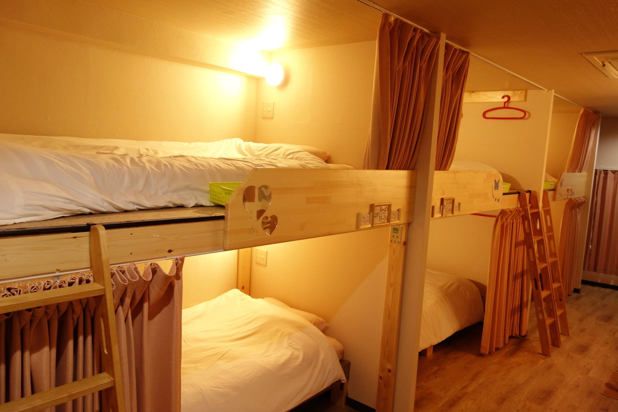 Kens House Hotel Osaka Buitenkant foto