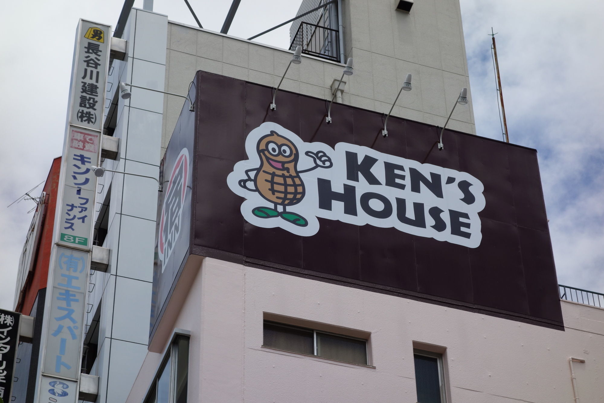 Kens House Hotel Osaka Buitenkant foto